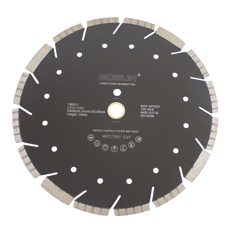 Diamantblad turbosegment Asfalt 300/25,4-20 mm Bosun Pro Svart